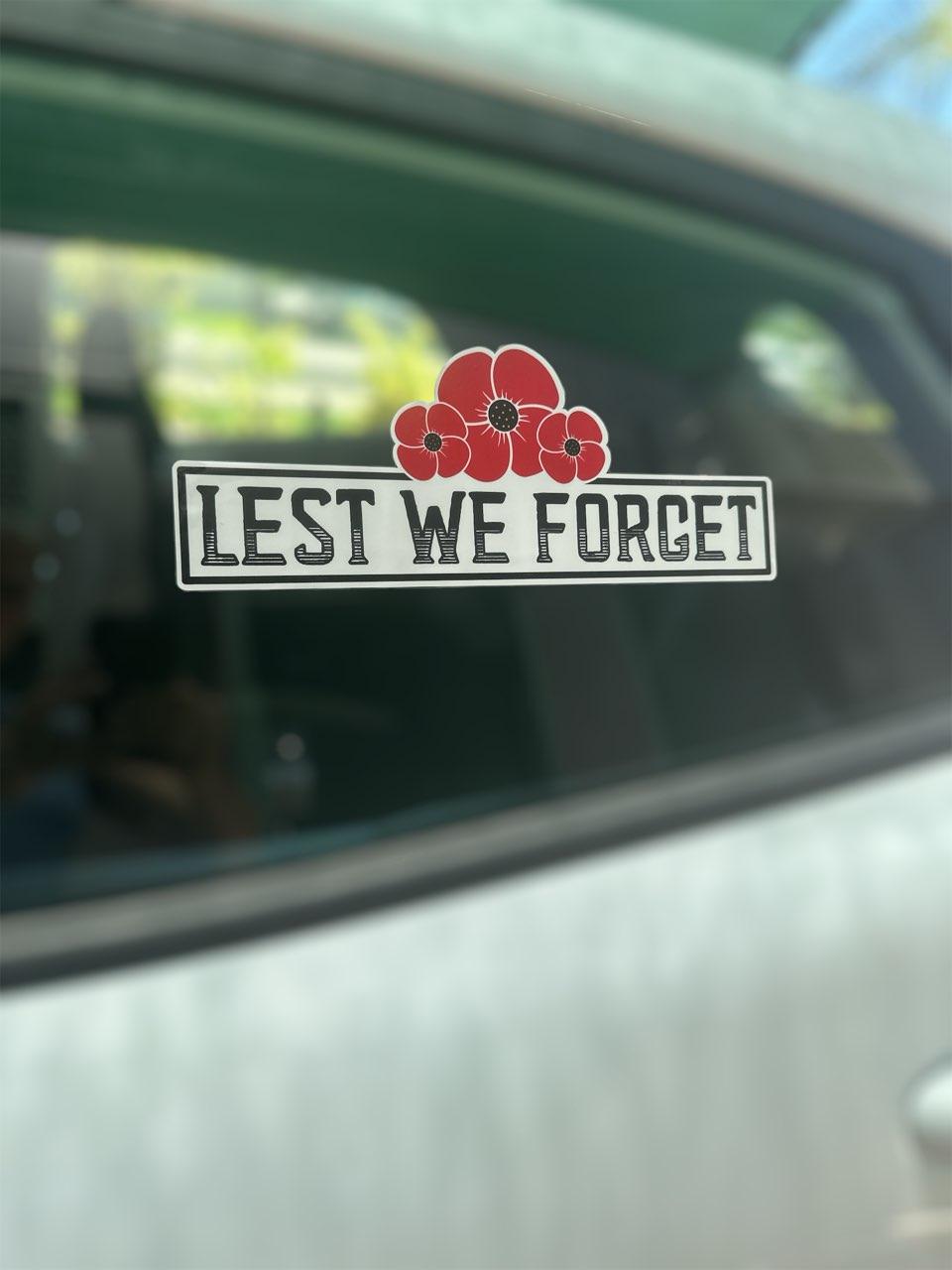 Remembrance Lest we forget Anzac Australian vehicle sticker decal - Mega Sticker Store