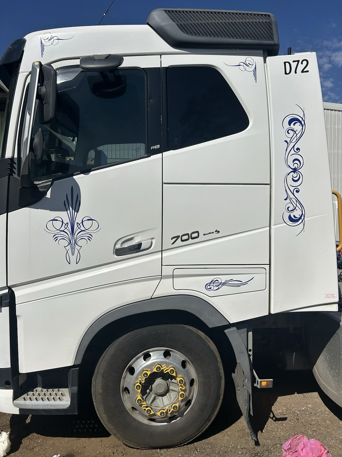 500mm Pinstripe Scroll decorative swirl sticker set Truck & Horse Float ute vinyl