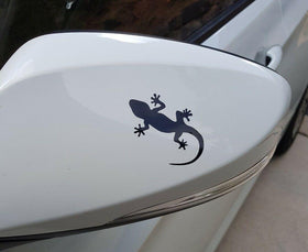 2x   Gecko sticker decal for car Ute Laptop Fridge or vehicle